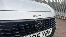 Peugeot 208 1.2 PureTech 100 Style 5dr Petrol Hatchback